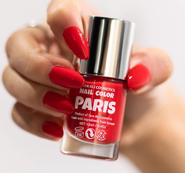 PARIS - Red Nail Color